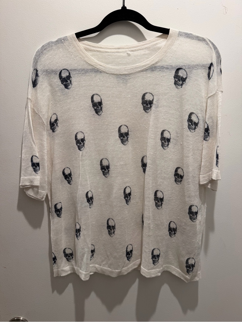 Cashmere Blend White Skull Print Short Sleeve Top